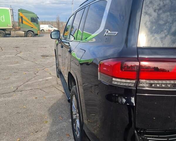 Черный Тойота Ленд Крузер, объемом двигателя 3.35 л и пробегом 102 тыс. км за 76000 $, фото 5 на Automoto.ua