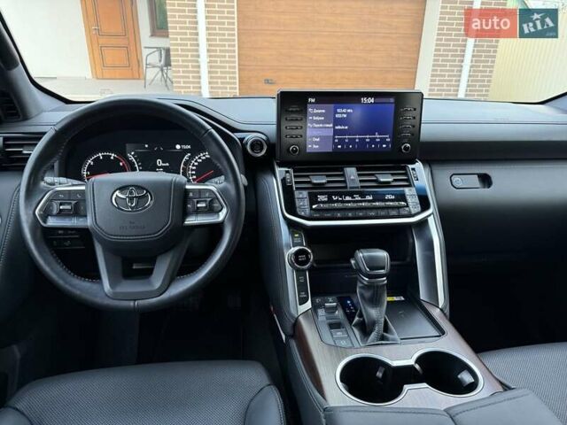 Черный Тойота Ленд Крузер, объемом двигателя 3.3 л и пробегом 60 тыс. км за 74999 $, фото 20 на Automoto.ua