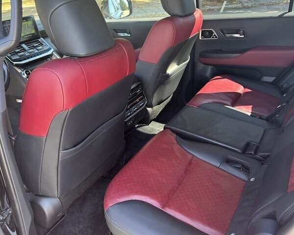 Черный Тойота Ленд Крузер, объемом двигателя 3.35 л и пробегом 110 тыс. км за 82000 $, фото 9 на Automoto.ua