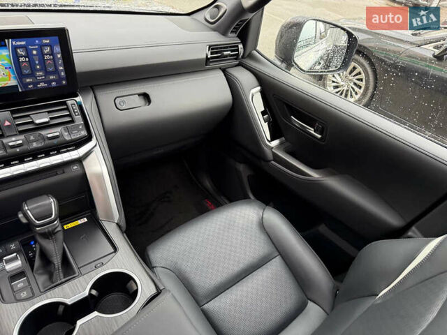 Черный Тойота Ленд Крузер, объемом двигателя 3.45 л и пробегом 65 тыс. км за 72500 $, фото 38 на Automoto.ua