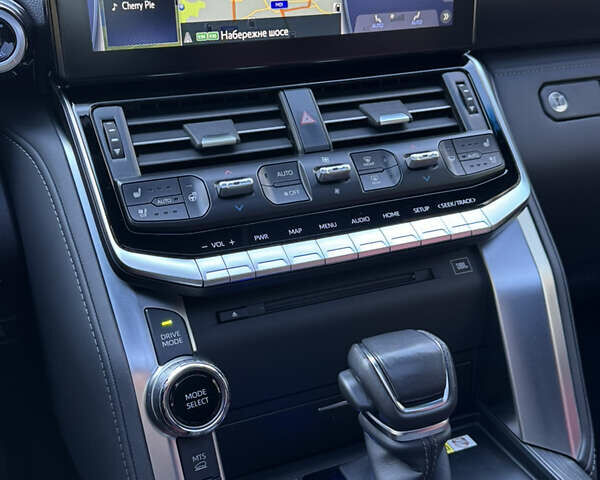 Черный Тойота Ленд Крузер, объемом двигателя 3.35 л и пробегом 24 тыс. км за 83700 $, фото 22 на Automoto.ua