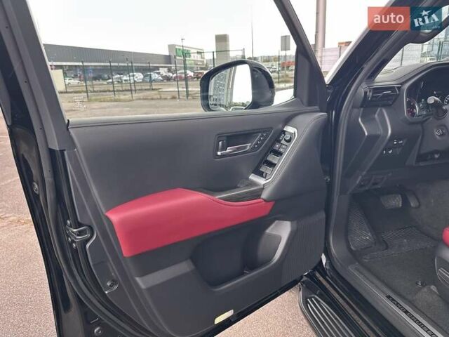 Черный Тойота Ленд Крузер, объемом двигателя 3.35 л и пробегом 19 тыс. км за 88700 $, фото 29 на Automoto.ua