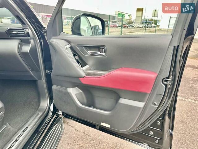 Черный Тойота Ленд Крузер, объемом двигателя 3.35 л и пробегом 19 тыс. км за 88700 $, фото 22 на Automoto.ua