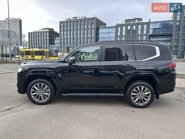 Черный Тойота Ленд Крузер, объемом двигателя 3.35 л и пробегом 19 тыс. км за 88700 $, фото 13 на Automoto.ua