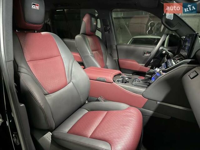 Черный Тойота Ленд Крузер, объемом двигателя 3.35 л и пробегом 13 тыс. км за 87000 $, фото 35 на Automoto.ua