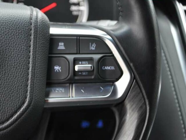 Черный Тойота Ленд Крузер, объемом двигателя 3.3 л и пробегом 28 тыс. км за 89900 $, фото 38 на Automoto.ua