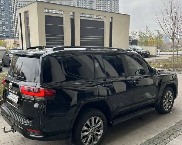 Черный Тойота Ленд Крузер, объемом двигателя 3.35 л и пробегом 79 тыс. км за 88499 $, фото 7 на Automoto.ua