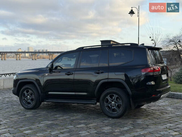 Черный Тойота Ленд Крузер, объемом двигателя 3.45 л и пробегом 65 тыс. км за 72500 $, фото 16 на Automoto.ua