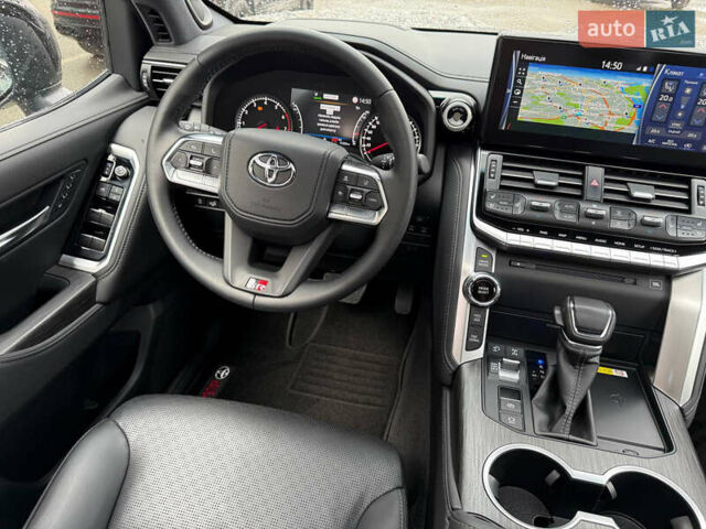 Черный Тойота Ленд Крузер, объемом двигателя 3.45 л и пробегом 65 тыс. км за 72500 $, фото 48 на Automoto.ua