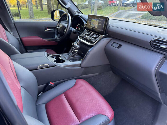 Черный Тойота Ленд Крузер, объемом двигателя 3.35 л и пробегом 24 тыс. км за 83700 $, фото 20 на Automoto.ua