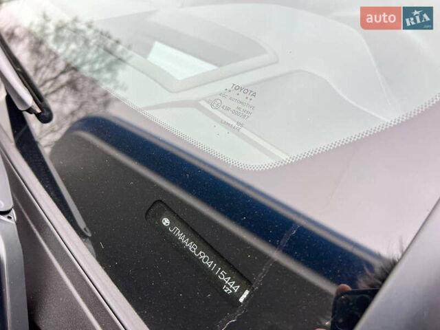 Чорний Тойота Ленд Крузер, об'ємом двигуна 3.3 л та пробігом 7 тис. км за 98500 $, фото 11 на Automoto.ua