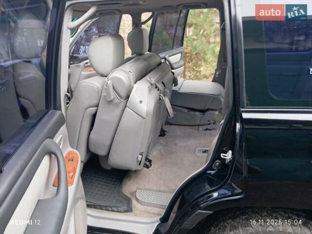 Коричневый Тойота Ленд Крузер, объемом двигателя 4.66 л и пробегом 260 тыс. км за 14000 $, фото 25 на Automoto.ua