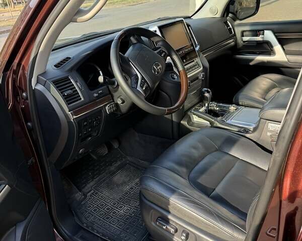 Коричневый Тойота Ленд Крузер, объемом двигателя 4.46 л и пробегом 211 тыс. км за 47000 $, фото 8 на Automoto.ua