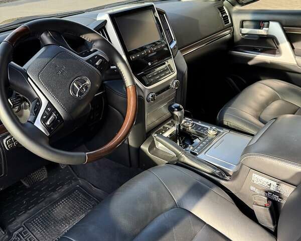 Коричневый Тойота Ленд Крузер, объемом двигателя 4.46 л и пробегом 211 тыс. км за 47000 $, фото 15 на Automoto.ua