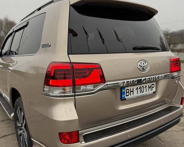 Коричневый Тойота Ленд Крузер, объемом двигателя 4.46 л и пробегом 250 тыс. км за 50000 $, фото 5 на Automoto.ua