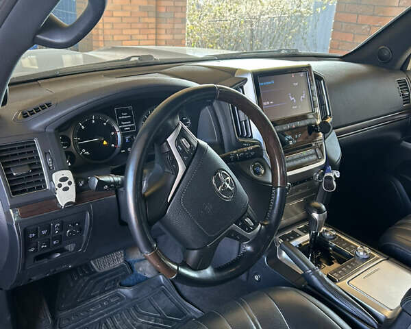 Коричневий Тойота Ленд Крузер, об'ємом двигуна 4.46 л та пробігом 101 тис. км за 68000 $, фото 7 на Automoto.ua