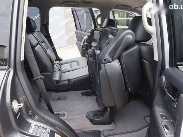 Тойота Ленд Крузер, об'ємом двигуна 4.5 л та пробігом 134 тис. км за 43000 $, фото 29 на Automoto.ua