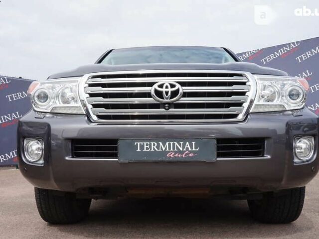 Тойота Ленд Крузер, об'ємом двигуна 4.5 л та пробігом 134 тис. км за 43000 $, фото 9 на Automoto.ua
