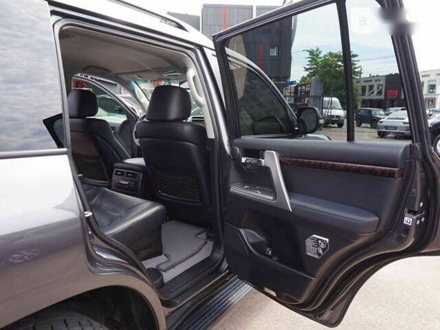 Тойота Ленд Крузер, об'ємом двигуна 4.5 л та пробігом 134 тис. км за 43000 $, фото 26 на Automoto.ua