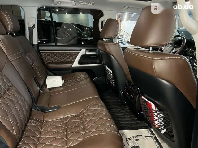 Тойота Ленд Крузер, об'ємом двигуна 4.5 л та пробігом 147 тис. км за 61900 $, фото 4 на Automoto.ua