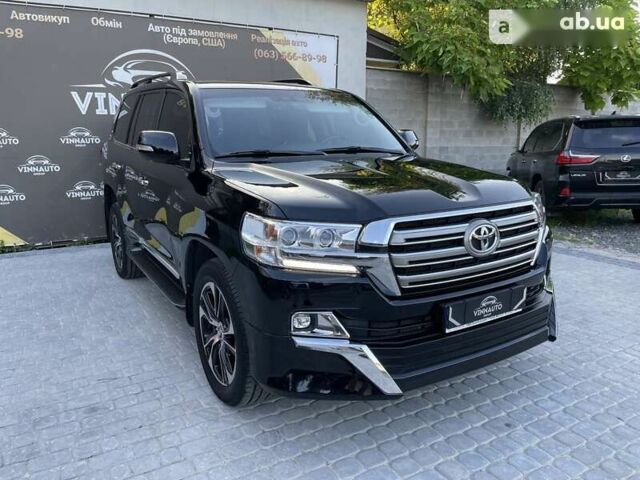 Тойота Ленд Крузер, объемом двигателя 4.5 л и пробегом 63 тыс. км за 69500 $, фото 2 на Automoto.ua
