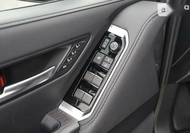 Тойота Ленд Крузер, об'ємом двигуна 3.3 л та пробігом 22 тис. км за 88504 $, фото 13 на Automoto.ua