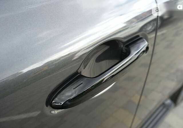 Тойота Ленд Крузер, об'ємом двигуна 3.3 л та пробігом 22 тис. км за 88504 $, фото 12 на Automoto.ua