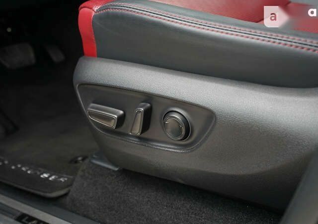 Тойота Ленд Крузер, об'ємом двигуна 3.3 л та пробігом 22 тис. км за 88504 $, фото 15 на Automoto.ua