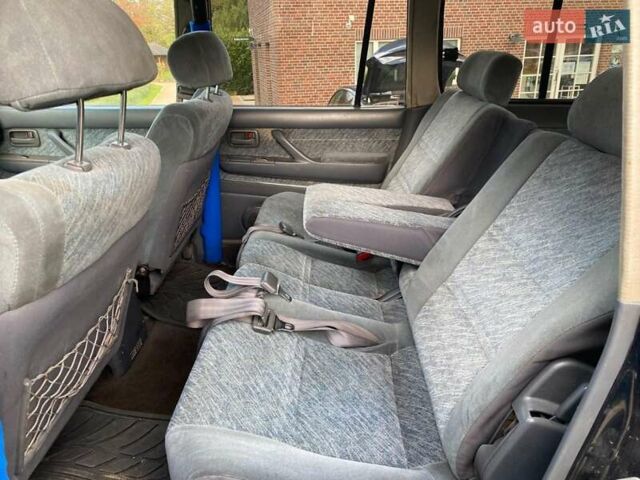 Тойота Ленд Крузер, об'ємом двигуна 3 л та пробігом 320 тис. км за 3250 $, фото 1 на Automoto.ua