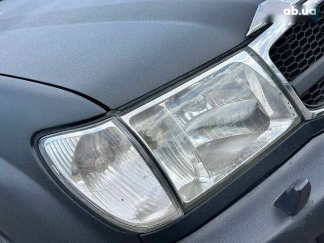 Тойота Ленд Крузер, объемом двигателя 4.2 л и пробегом 450 тыс. км за 13800 $, фото 8 на Automoto.ua