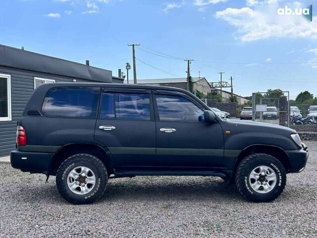Тойота Ленд Крузер, объемом двигателя 4.2 л и пробегом 450 тыс. км за 13800 $, фото 2 на Automoto.ua