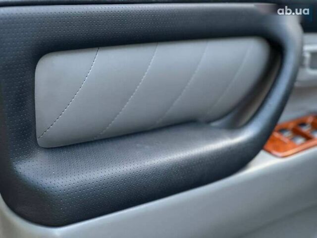 Тойота Ленд Крузер, объемом двигателя 4.2 л и пробегом 618 тыс. км за 18990 $, фото 26 на Automoto.ua