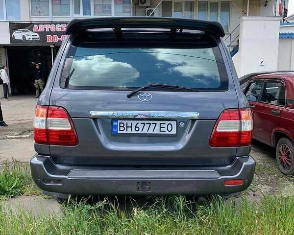 Тойота Ленд Крузер, объемом двигателя 4 л и пробегом 377 тыс. км за 14000 $, фото 2 на Automoto.ua