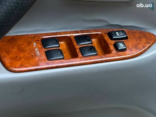 Тойота Ленд Крузер, объемом двигателя 4.2 л и пробегом 618 тыс. км за 19990 $, фото 27 на Automoto.ua