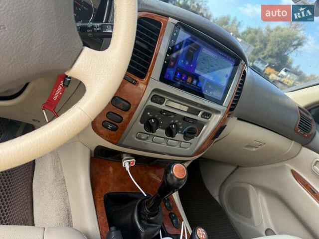 Тойота Ленд Крузер, объемом двигателя 4.2 л и пробегом 370 тыс. км за 28000 $, фото 6 на Automoto.ua