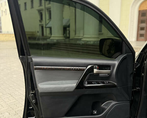 Тойота Ленд Крузер, объемом двигателя 4.7 л и пробегом 251 тыс. км за 22500 $, фото 14 на Automoto.ua