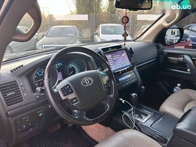 Тойота Ленд Крузер, объемом двигателя 4.7 л и пробегом 204 тыс. км за 24300 $, фото 15 на Automoto.ua