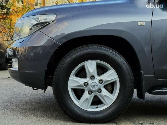 Тойота Ленд Крузер, объемом двигателя 4.5 л и пробегом 244 тыс. км за 24999 $, фото 15 на Automoto.ua