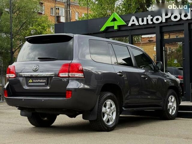 Тойота Ленд Крузер, объемом двигателя 4.5 л и пробегом 244 тыс. км за 25999 $, фото 17 на Automoto.ua