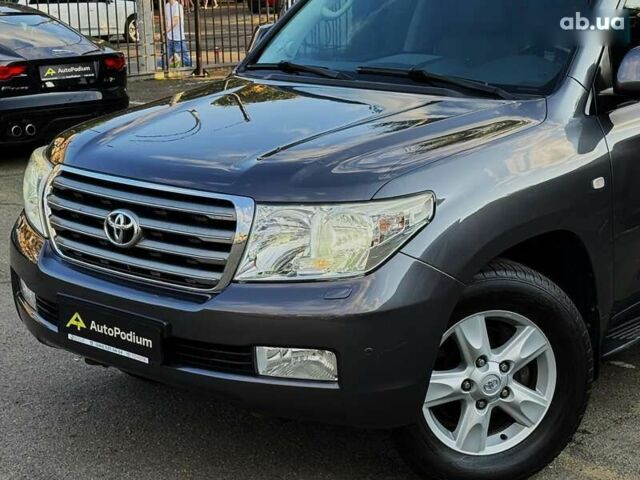 Тойота Ленд Крузер, объемом двигателя 4.5 л и пробегом 244 тыс. км за 24999 $, фото 7 на Automoto.ua