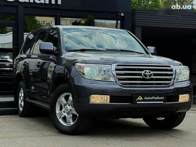 Тойота Ленд Крузер, объемом двигателя 4.5 л и пробегом 244 тыс. км за 25999 $, фото 6 на Automoto.ua
