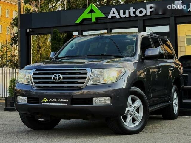 Тойота Ленд Крузер, объемом двигателя 4.5 л и пробегом 244 тыс. км за 24999 $, фото 2 на Automoto.ua