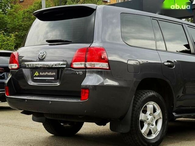 Тойота Ленд Крузер, объемом двигателя 4.5 л и пробегом 244 тыс. км за 25999 $, фото 18 на Automoto.ua