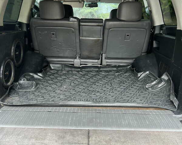 Тойота Ленд Крузер, объемом двигателя 4.5 л и пробегом 460 тыс. км за 23000 $, фото 4 на Automoto.ua