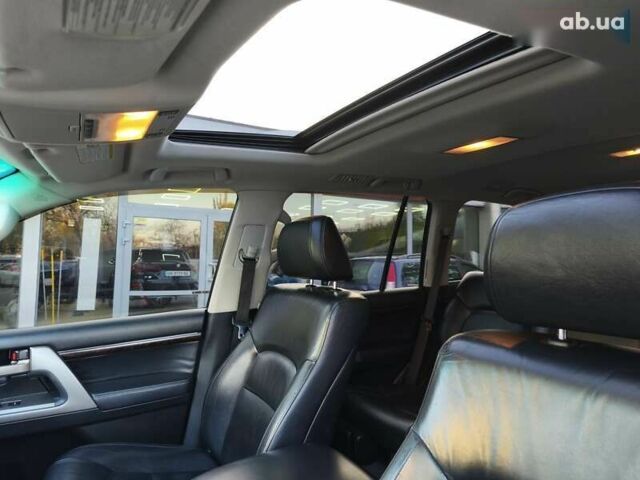 Тойота Ленд Крузер, объемом двигателя 0 л и пробегом 218 тыс. км за 27900 $, фото 26 на Automoto.ua