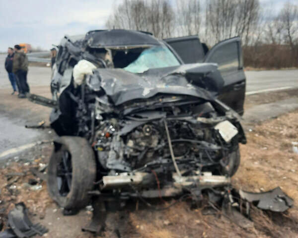 Тойота Ленд Крузер, объемом двигателя 4.7 л и пробегом 275 тыс. км за 9999 $, фото 4 на Automoto.ua