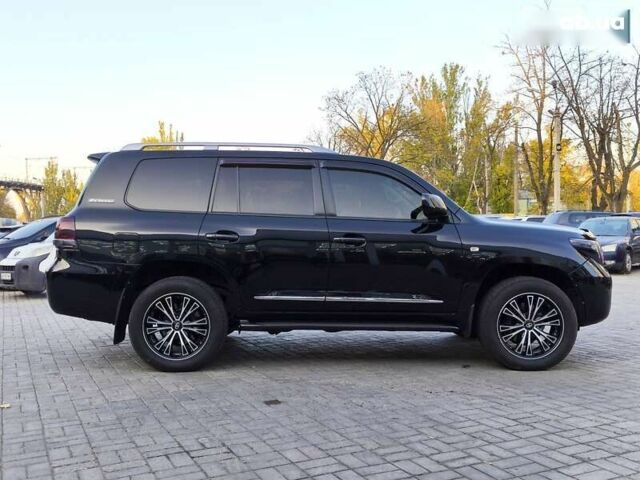 Тойота Ленд Крузер, объемом двигателя 0 л и пробегом 218 тыс. км за 27900 $, фото 6 на Automoto.ua