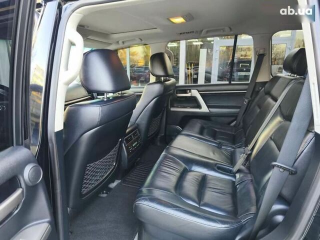 Тойота Ленд Крузер, объемом двигателя 0 л и пробегом 218 тыс. км за 27900 $, фото 19 на Automoto.ua