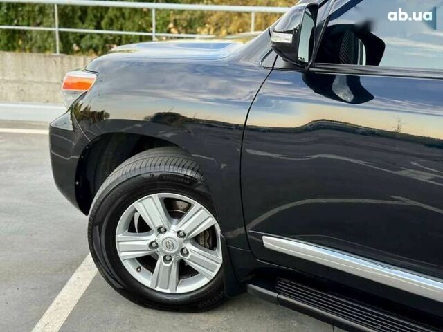 Тойота Ленд Крузер, объемом двигателя 0 л и пробегом 133 тыс. км за 33990 $, фото 11 на Automoto.ua