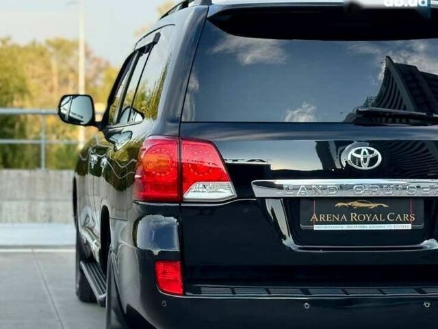 Тойота Ленд Крузер, объемом двигателя 0 л и пробегом 133 тыс. км за 33990 $, фото 12 на Automoto.ua